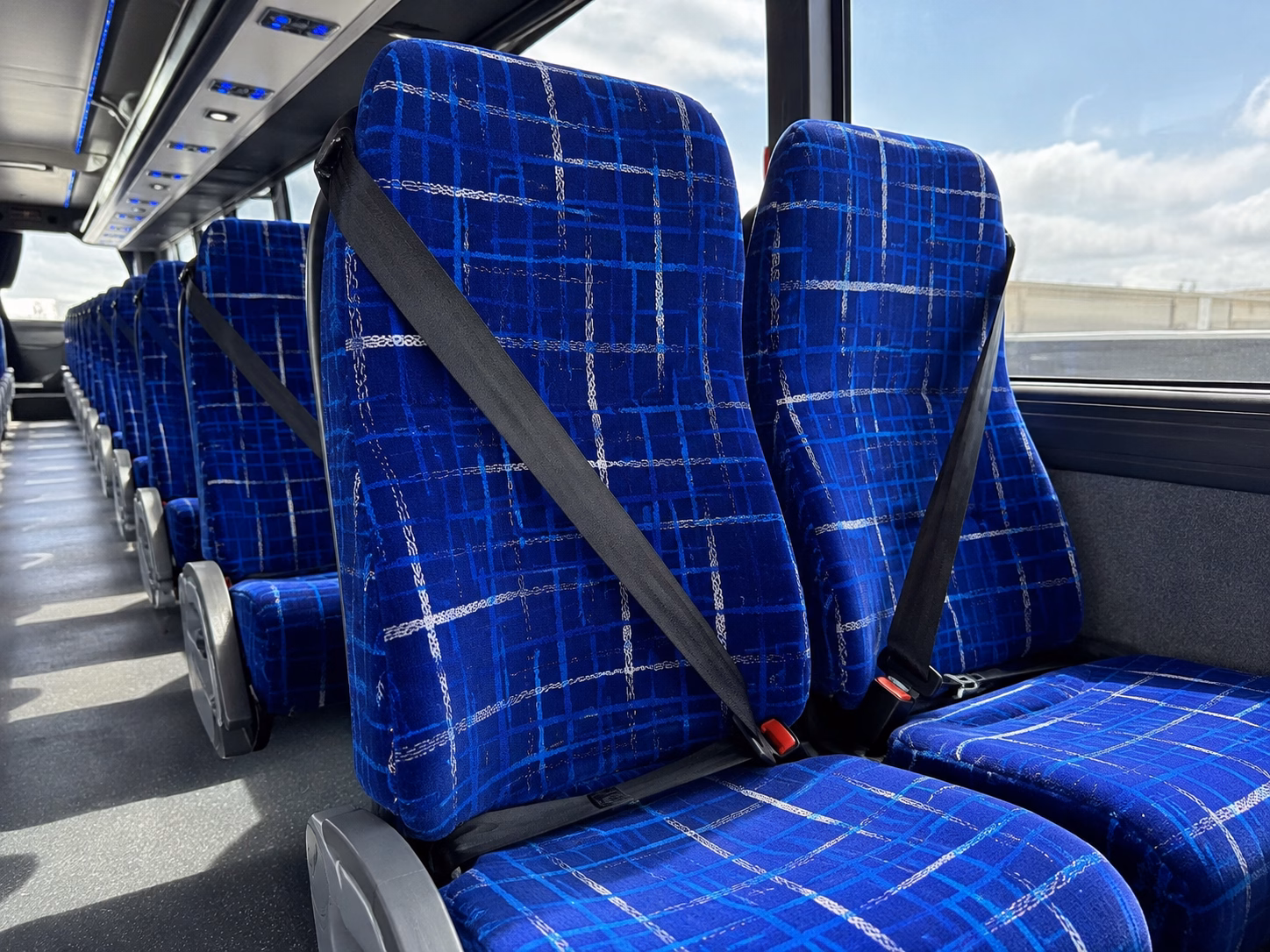 airport transfers from attleboro to pvd and boston logan one bus no scramble