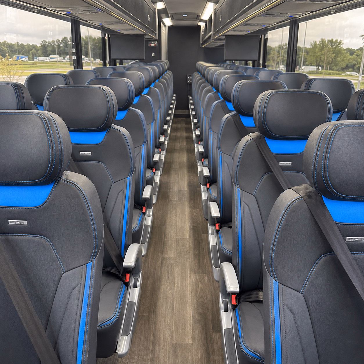 cranston charter bus transportation to and from cranston area airports