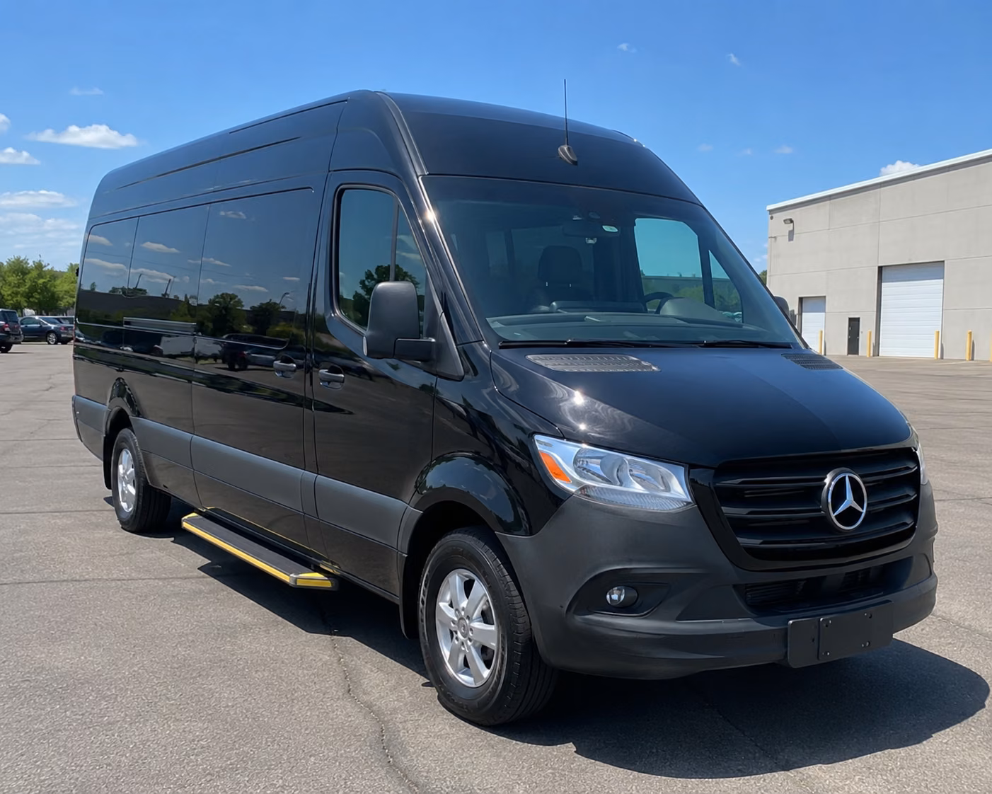 quincy private shuttles for wedding pickups and drop offs in quincy
